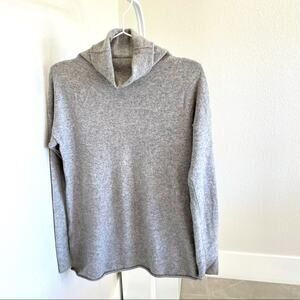 Vince 100% Cashmere Grey Turtleneck Sweater